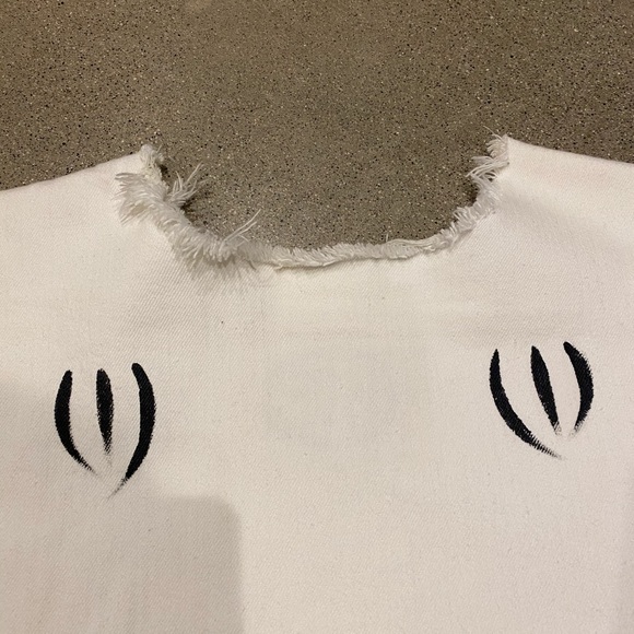 White denim top from a Portland boutique - Picture 6 of 9